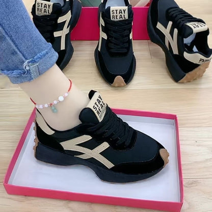 Gump Sneakers